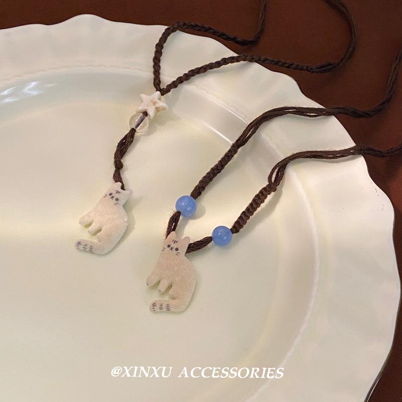 Cute Cartoon Cat Pendant Necklace Woven High-end Personality Necklace