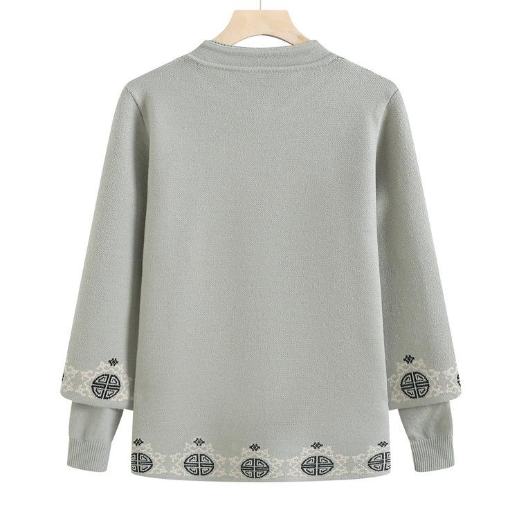 Mother Autumn Knitted Two-piece Cardigan Top Middle-aged and Elderly Women Sweater Bottoming Shirt Autumn and Winter Fashion Long-sleeved Coat.