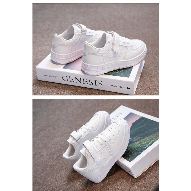 Módní všestranné malé bílé boty nové chlapecké palubovky s měkkou podrážkou korejské boty pro studenty a volnočasové boty