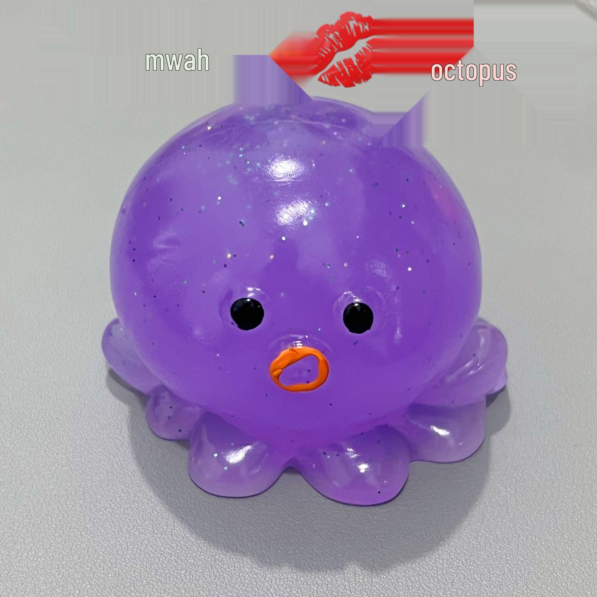 Игрушка-антистресс «Осьминог» с эффектом медленного восстановления и клубничным ароматом – Случайный артефакт для снятия стресса