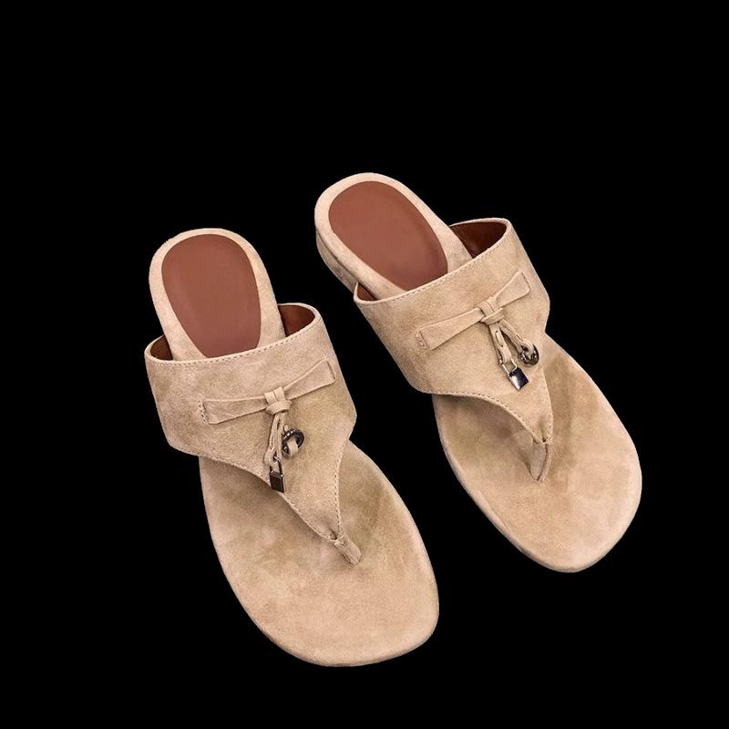 All-round Wear Is Not Greasy~ Retro Versatile Thick Heel New Slippers Women's Outerwear Toe Fashion Roman Sandals Flip-flops