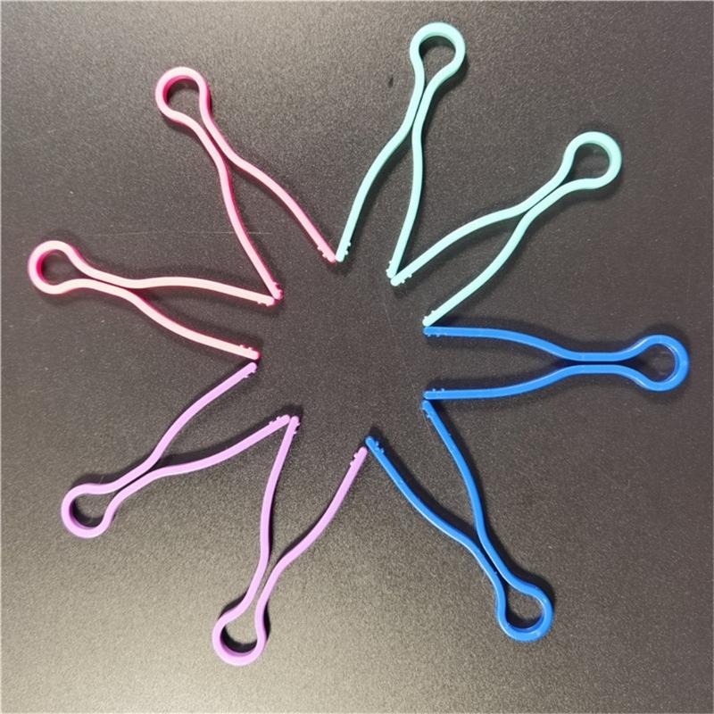 20Pieces Bobbin Clip Holder Spools Clamp Thread Buddies Clamps Bobbin Thread Organizers for Sewing Machine Accessories