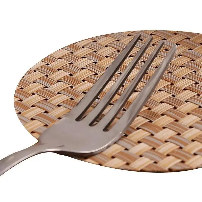 1 ks PVC tkané tácky pod pohárky, izolační podložka pod restaurační kelímek, vodní tepelná izolace, protiskluzová podložka na stůl