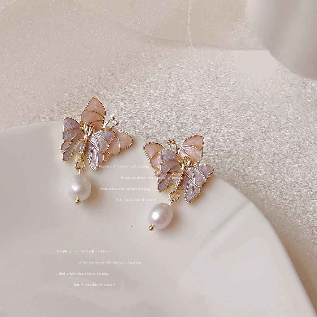 Midsummer Night s Dream Silver Needle Purple Korean New Butterfly Retro Gentle Freshwater Pearl Temperament Earrings 1pcs