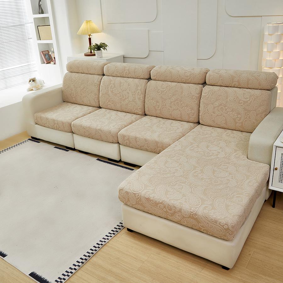 

High-Elasticity Polar Fleece Jacquard Sofa Cushion Cover - European Royal Palace Pattern Suitable For Various Occasions 2 PCS Plus S