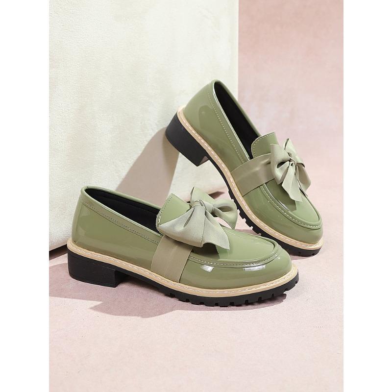 Damen Übergröße Britischer Stil Lackleder Loafers Neue Herbst Schleife Mittelhoch Blockabsatz Schuhe