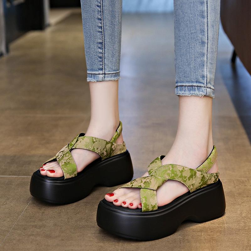 Summer Women's Thick Soled Open Toed Beach Sandals