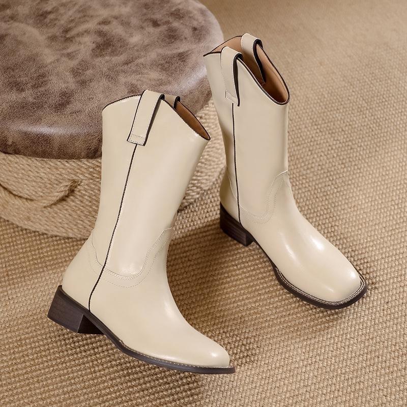 2025 Autumn and Winter New V-mouth Retro Round Head Flat Bottom Matte Soft Leather Medium Tube Boots Women's Simple Sleeve Martin Boots