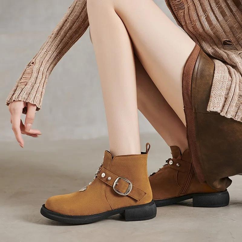 Fashion Ankle Flats Women Suede Fashion Boots New 2025 Trend Belt Buckle Designer Retro Goth Gladiator Boots Winter Women Shoes Mujer