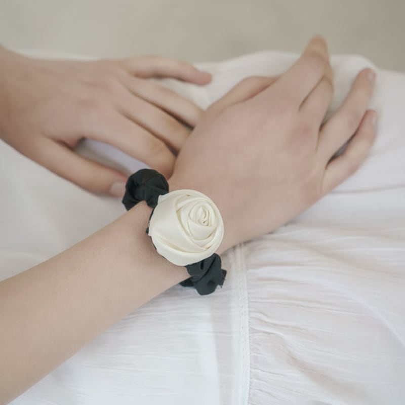 meminn rose hair scrunchie