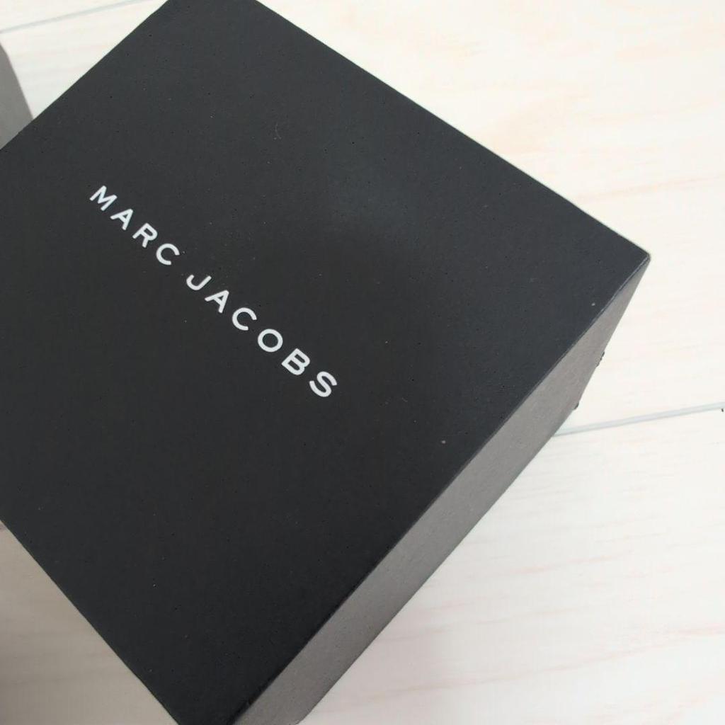 Used MARC JACOBS ladies watch brown