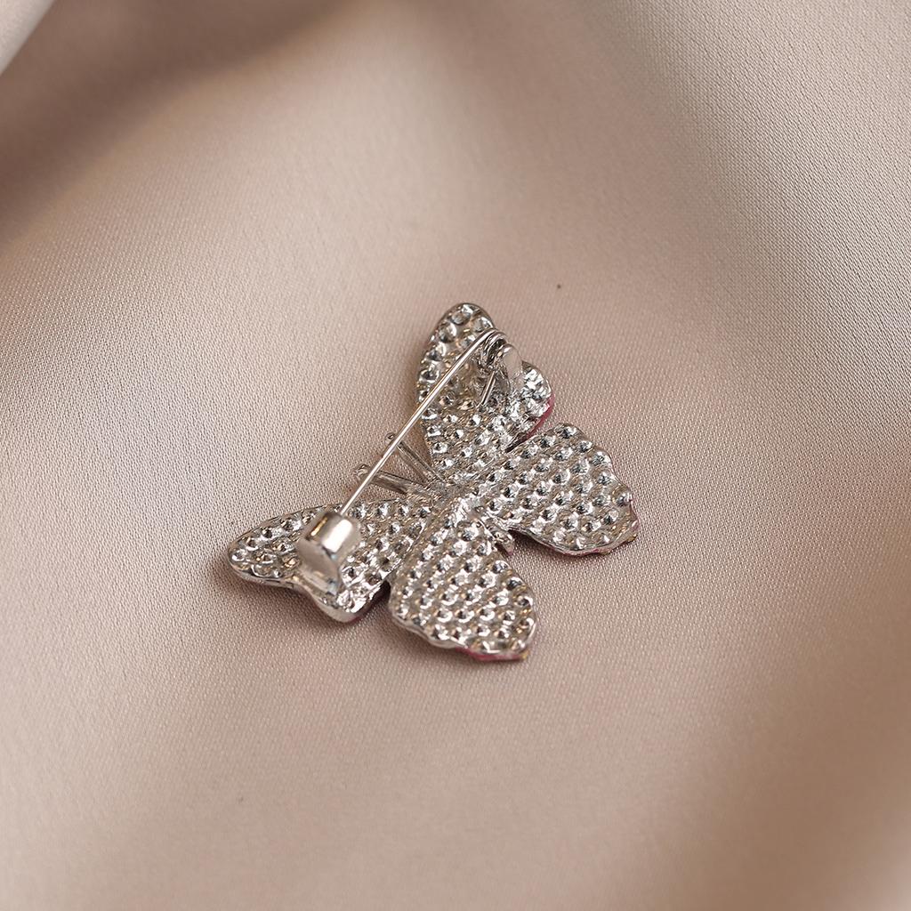 Purple Butterfly Brooch, High-end Sense, Light Luxury, High-end Women's Pin, Anti-light Corsage, Versatile Suit and Accessories