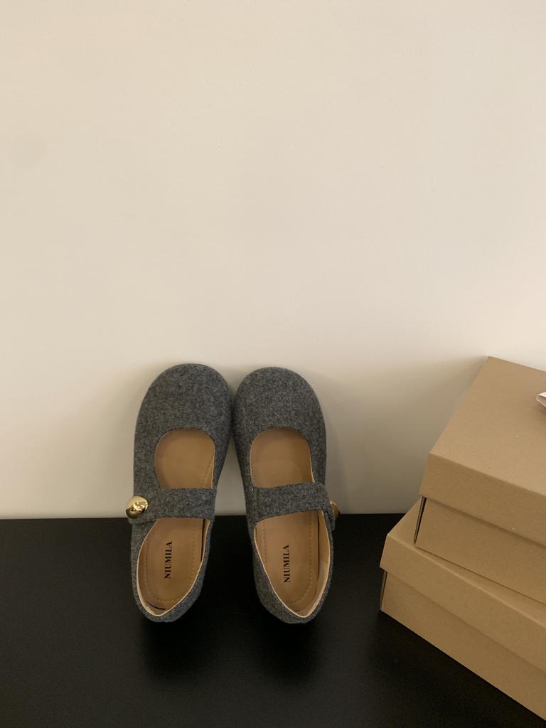 Late evening breeze gentle suede Mary Jane shoes women's single shoes 2025 new French retro with skirt ballet shoes ladyshoes