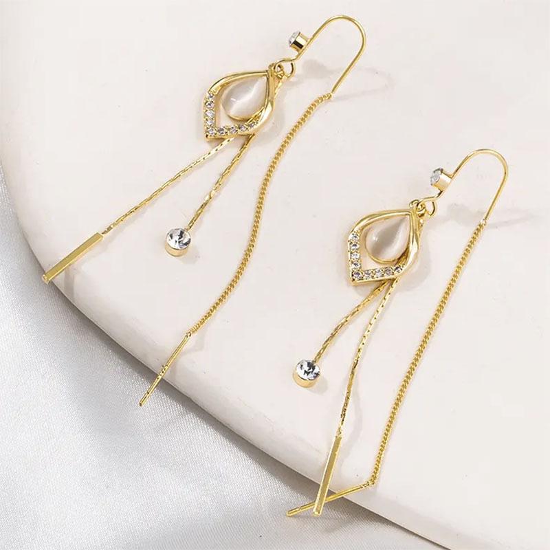 Green New Trendy Long Diamond Tassel Earrings, Light Luxury Earrings, Versatile and Lightweight