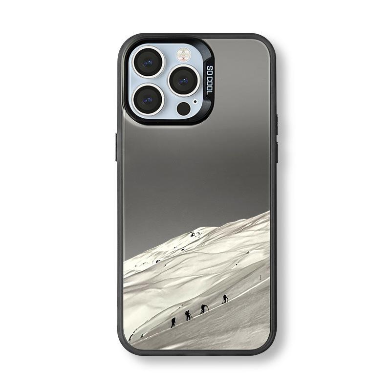 A Traveler Climbing A Snowy Mountain Phone Case For iPhone 17 Air 16 Pro Max 16E 15 14 Plus 13 12 11 XS XR Shockproof Hard Cover