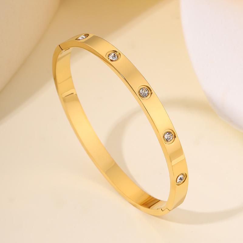 Classic titanium steel bracelet for women, popular fashion light luxury bracelet, ten diamond gold bracelet for girlfriends