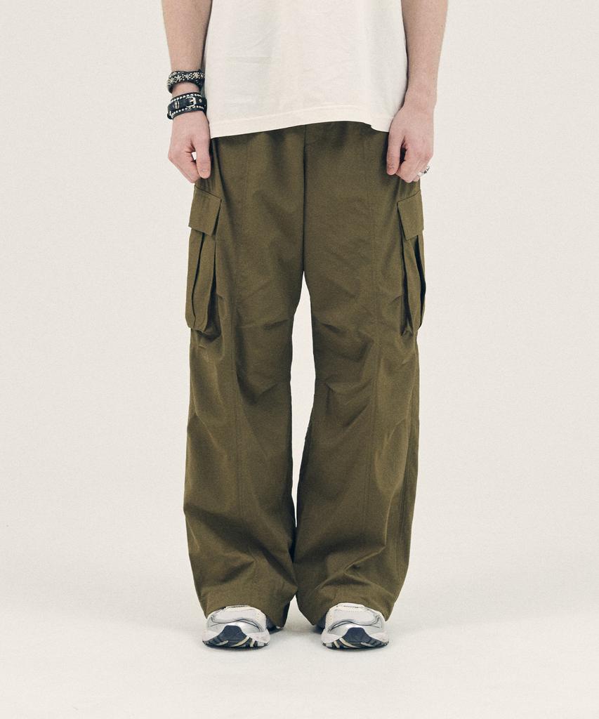 BORN CHAMPS Nylon Cargo Wide Pants B23Sb02Mc