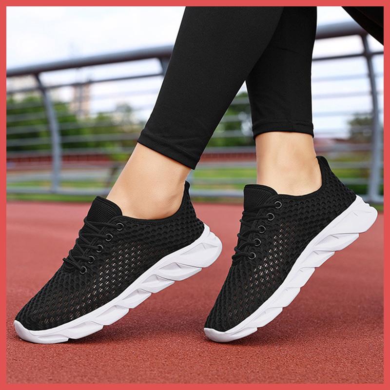 Women Leather Dance Shoes Soft Soled Middle Top Practice Dance Shoes Jazz Dance Shoes Dance Mesh Sneakers