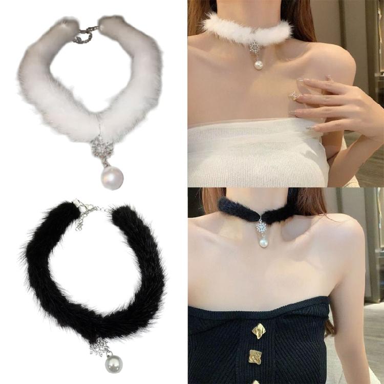 Snowflake Pearls Necklace Feather Accented Comfort Fit Fashion Clavicle Chain Collar Accessory for Women