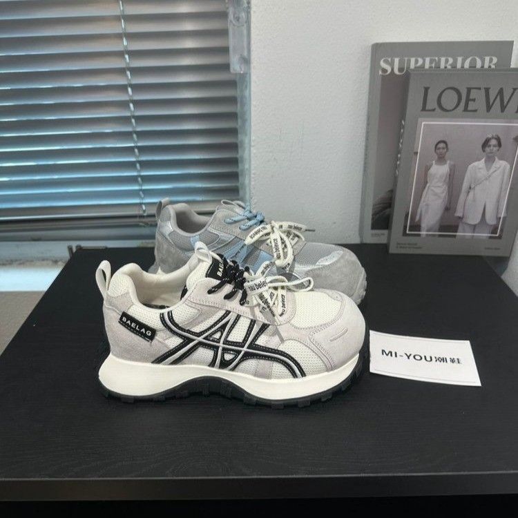 Womens Chunky White Sneakers With Foam Cushioning And Rubber Outsole For Daily Wear