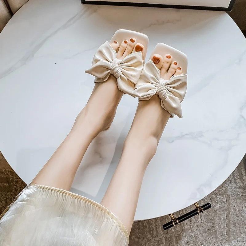 Fashion sandals women's outer wear 2025 summer new crystal transparent medium thick heel silk mesh two wear cool slippers