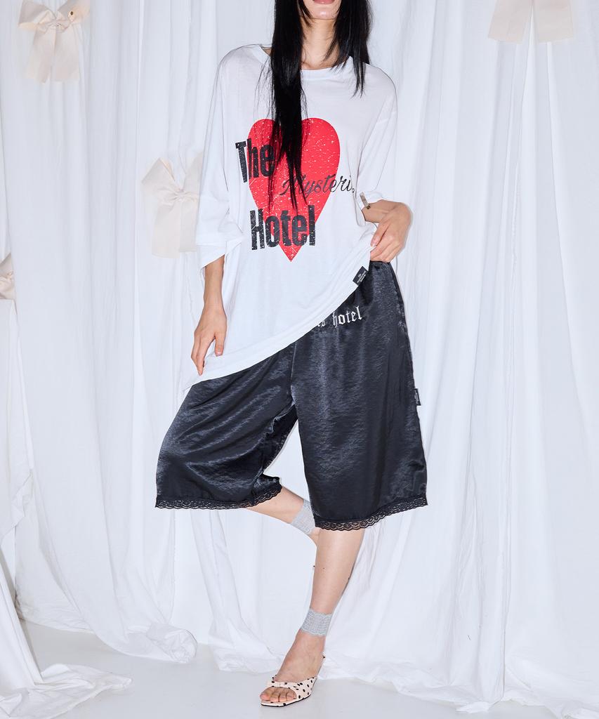Miseutelieoseuhotel Love Unbalance Over T [White]