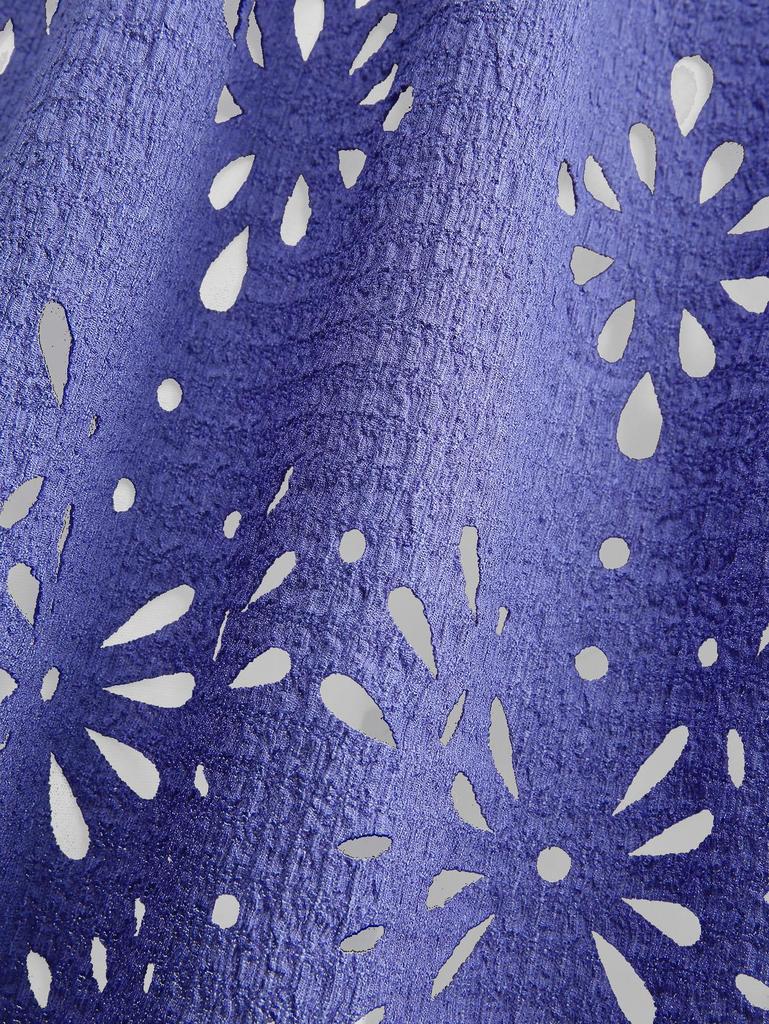 Rosegal Plus Size Twist Floral Hollow Out Plisse Top