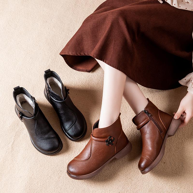 Buty zimowe damskie śniegowce ciepłe pluszowe płaskie wodoodporne botki damskie zimowe buty dla mamy plus size 42