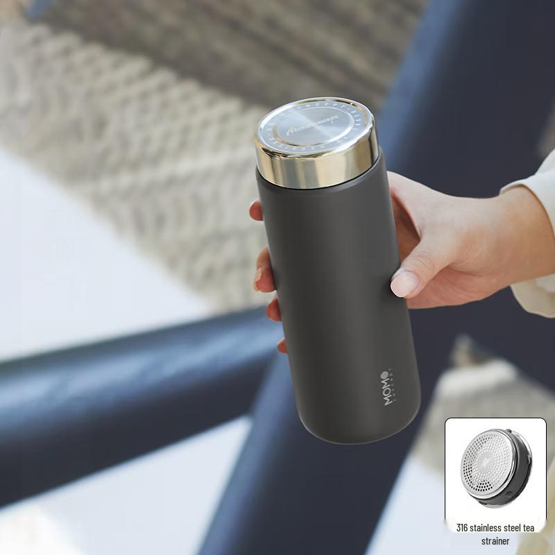 MOMOCONCEPT Insulated Tea Infuser Bottle