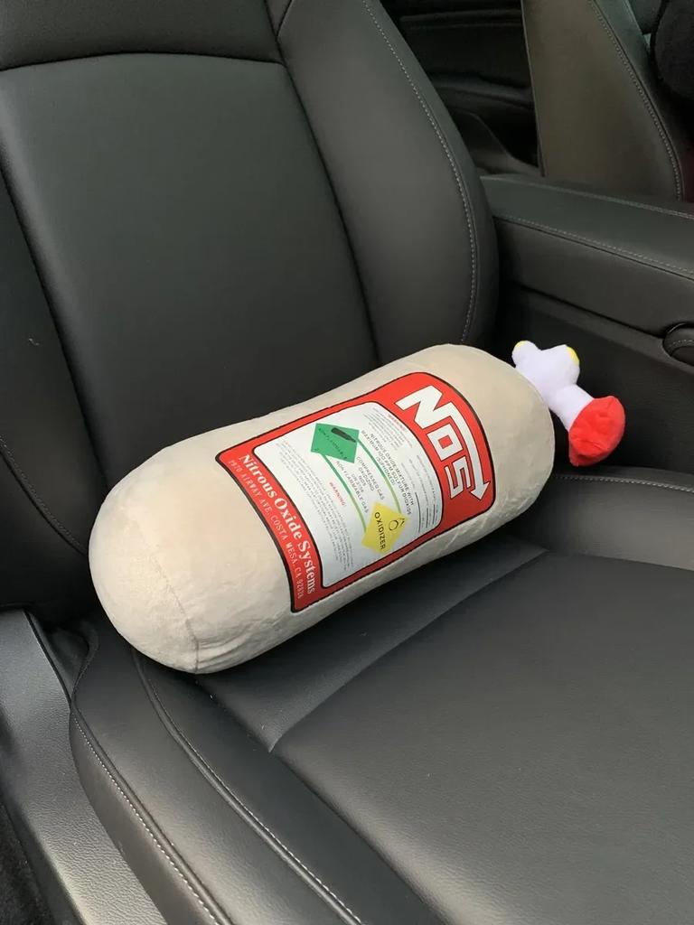 NOS láhev oxidu dusného Nové plyšové hračky Polštář Měkký polštář JDM Dárky Dekor do auta Opěrka hlavy Opěradlo sedáku Krk