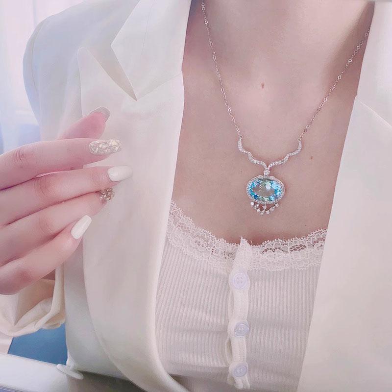 Foydjew 2023 New Fashion Luxury Oval Large Carat Aquamarine Sea Blue Stone Pendant Necklaces Female Elegant Wedding Accessories