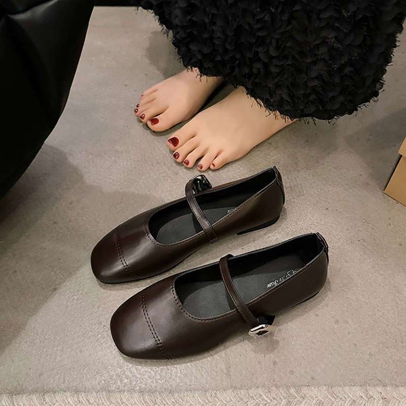 Silver Mary Jane Fairy Style Soft-soled Doudou Shoes Female 2025 Summer New Korean Version Square Head French Light Mouth Single Shoes
