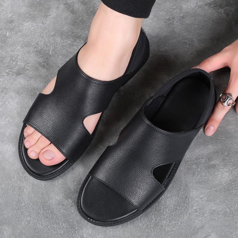 Extra Large Size Men's Shoes New Leather Summer Boys Cool Slippers Casual Beach Shoes Men's Outer Sandals