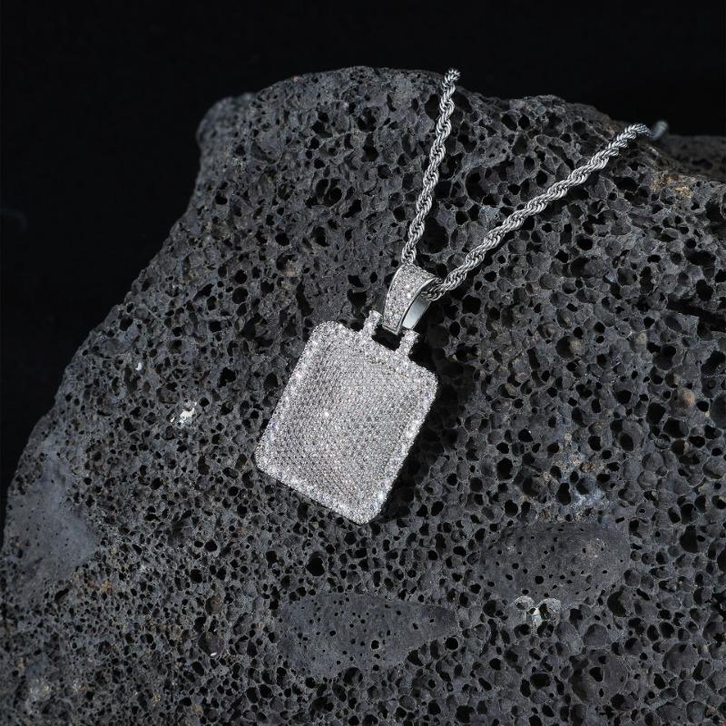 

Iced Out Square Dog Tag Pendant Necklace For Men/Women Gold Plated Stainless Steel Hip Hop Jewelry серебряный