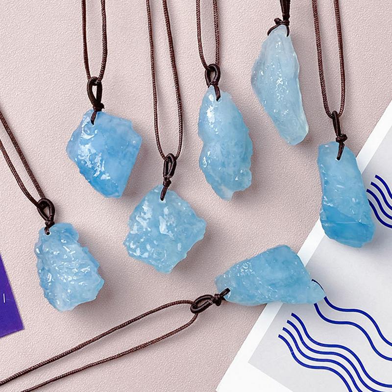 Ожерелье с кулоном из необработанного аквамарина Неправильный кулон из необработанного аквамарина Уникальные украшения для женщин Ручная работа Винтажный стиль Poland