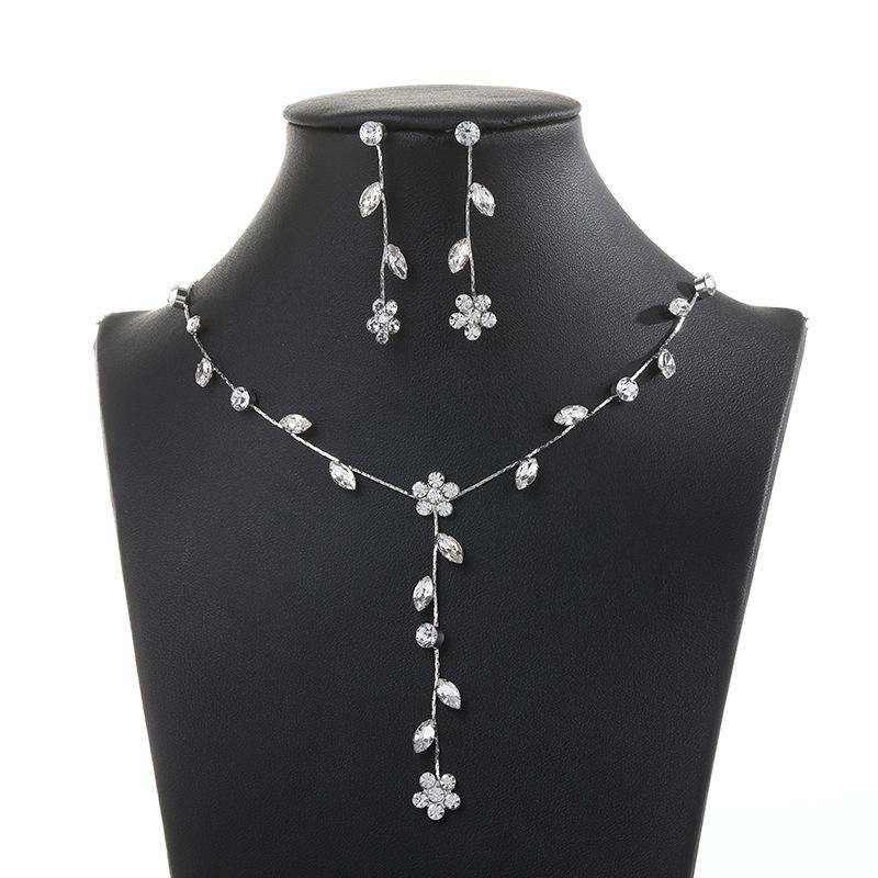 

Flower Wedding Collarbone Chain Necklace Full Diamond Drop Tassel Bridal Accessories Dinner Fashion Suit Two-piece Earrings