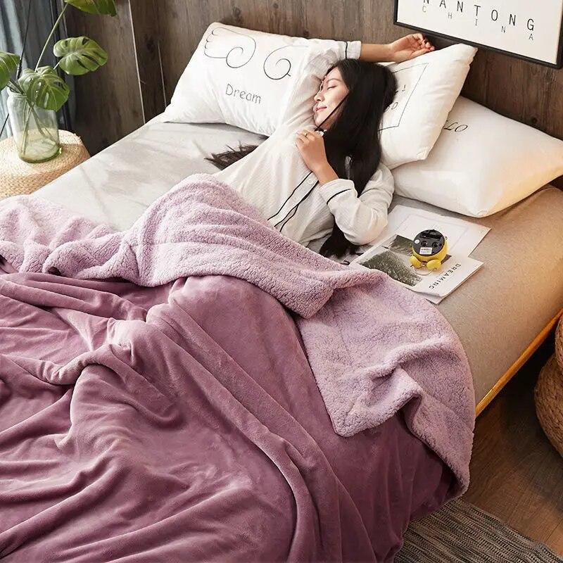 Pătură din lână cu lapte îngroșat Pătură de flanel Lenjerie caldă Aer condiționat Pătură Siesta Dormitor Paturi Pătură de iarnă