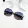 Women's Egg-Shaped Stylish Frameless Retro Sunglasses for Summer Photoshoots