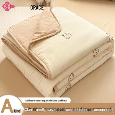 Jieliya Kleiner Bär Bestickte Gewaschene Baumwolle Sommer-Quilt-Set