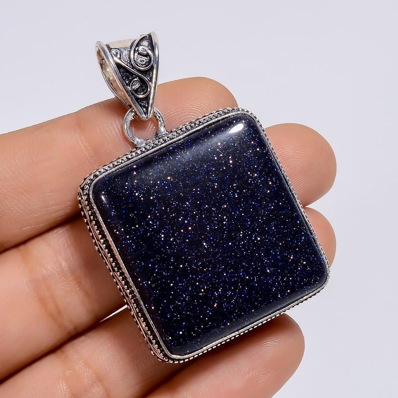 

Personalized Silver Name Pendant for Him or Her with Custom Engraving 7-8