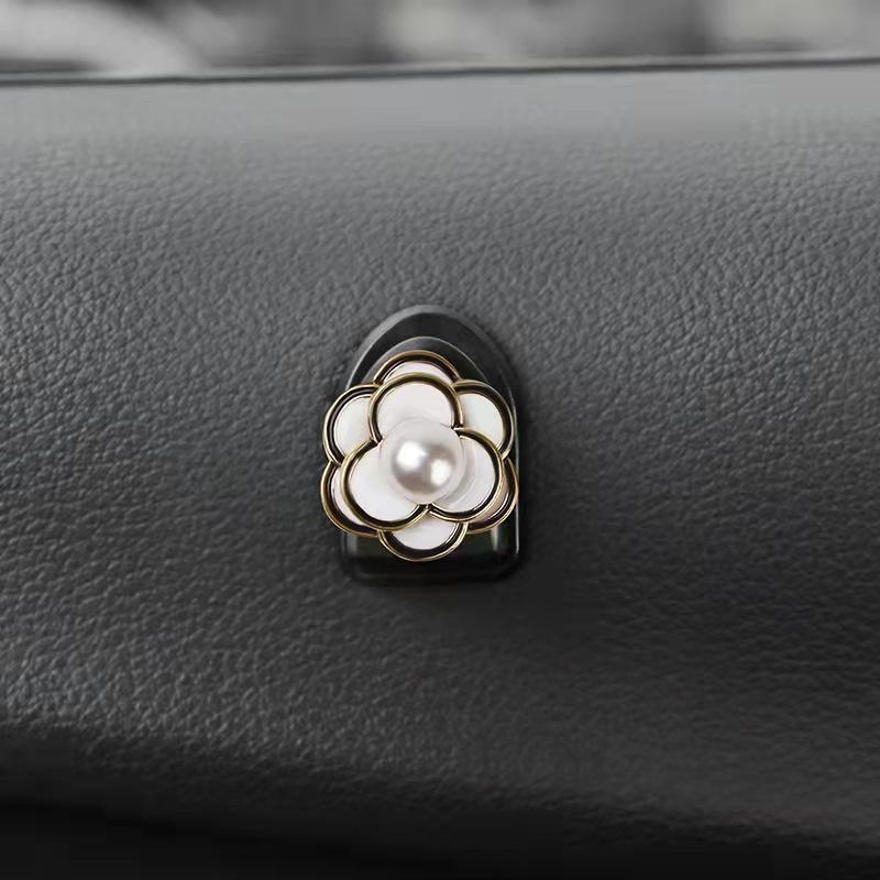 Mini Hook In The Car Center Console Seat Back Camellia, Bear, Multi-functional Storage ABS Data Cable Small Hook Auto