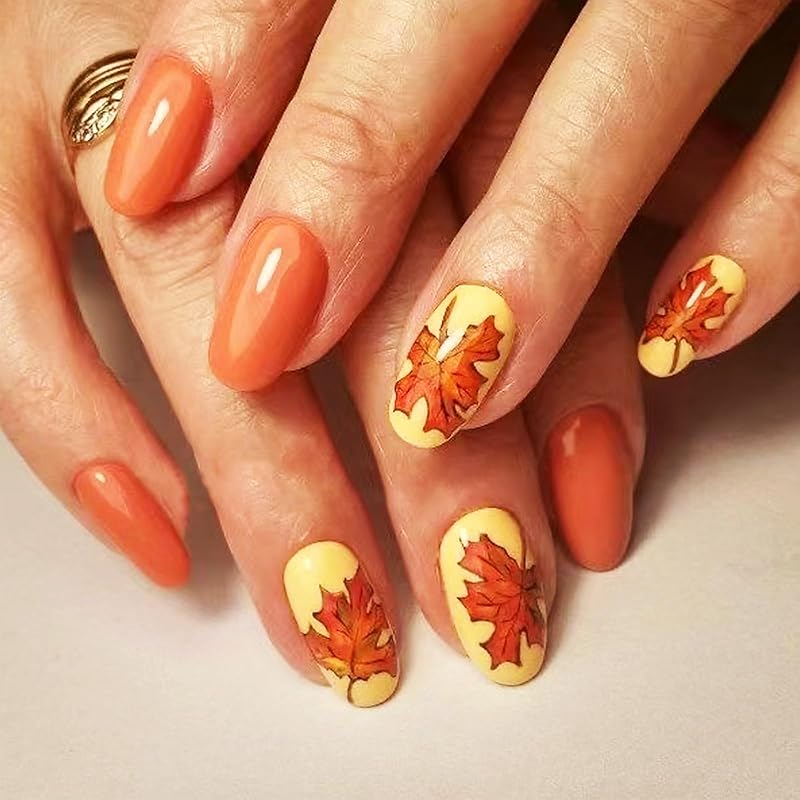 Maple Leaf Press on Nails Fall Leaves Stick on Fingernails Thanksgiving Short Square False Nails 24Pcs Glossy Silver Glitter Acrylic Fake Nail Autumn