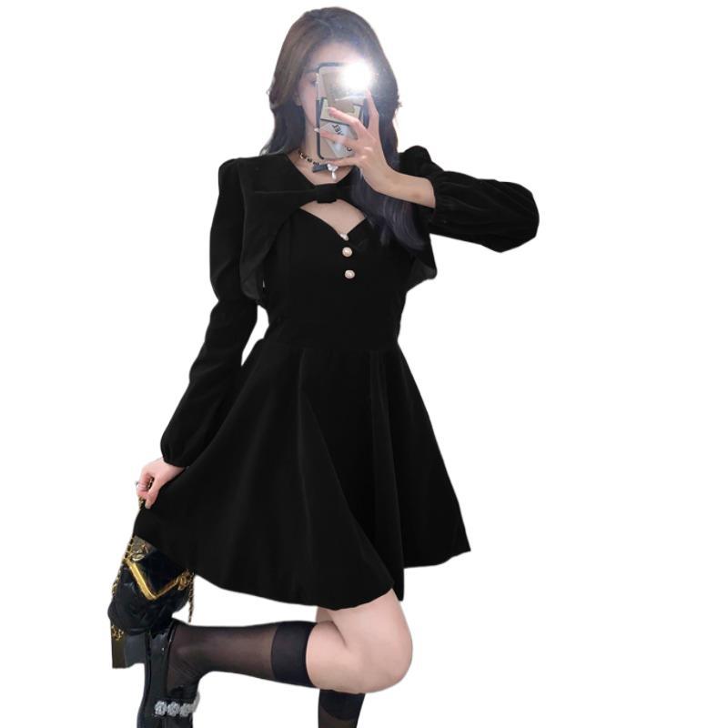 New Year's Christmas Fashion Set Autumn and Winter 2026 New Temperament Design Shawl Suspender Dress Two-piece Set