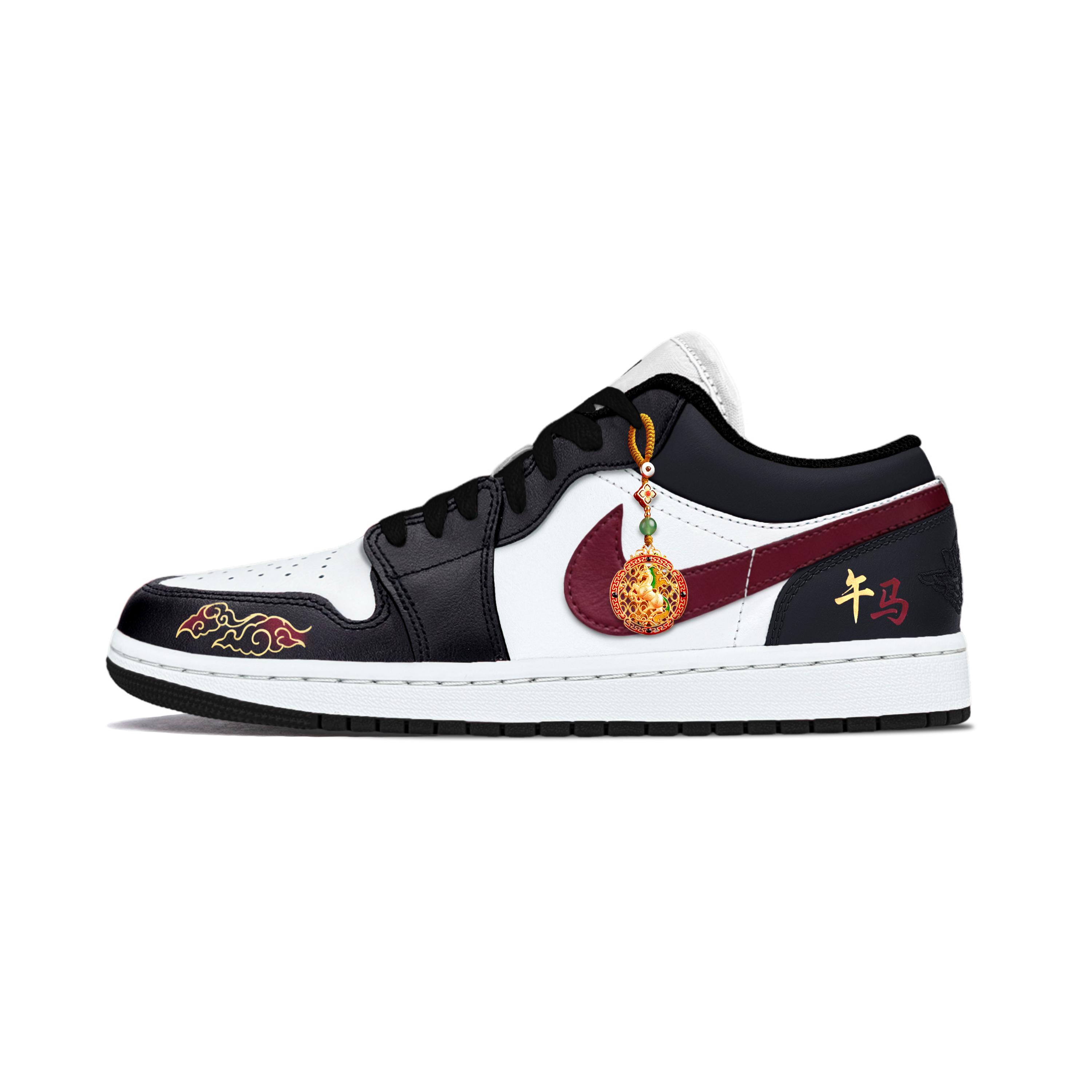 

Jordan Air Jordan 1 Horse Year Limited Edition Cushioning, Wear Resistant Low top Vintage Basketball Shoes Unisex DC0774-101(Team425-) 44.5