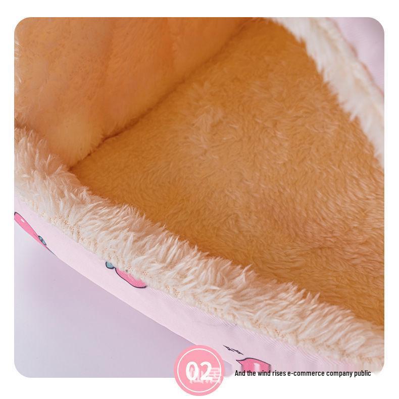 Parrot & Budgerigar Winter Nest: Peony Design for Birds, Hamsters & Hedgehogs