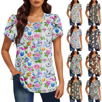 Camiseta feminina estilosa com decote redondo e manga curta estampada casual básica plissada
