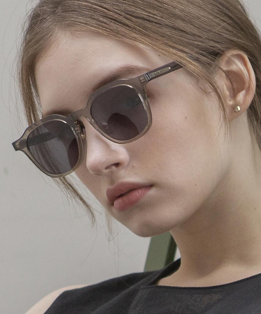 Odeuaiweeo L-Four Sunglasses Light Brown