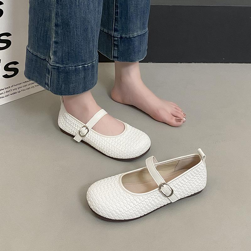 One word with super soft Mary Jane shoes women's 2025 new summer woven breathable shallow mouth single shoes ballet style flats