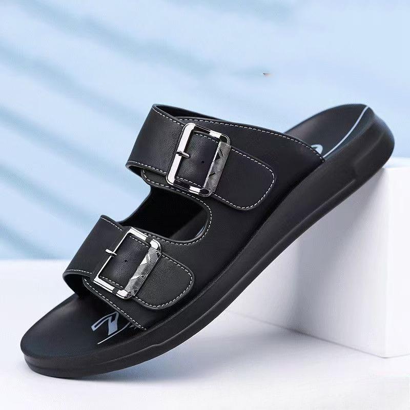 Fashion Summer New Designer Men‘s Slippers Solid Color Buckle Casual Beach Shoes Male Fashion Soft Sole Outwear Flip Flops Man