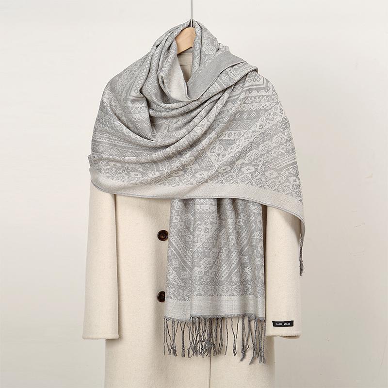 Luxury Winter Autumn Pashmina Scarves Women Ladies Elegant Poncho Warm Shawl Pareo Paisley Headscarf Autumn Traveling Wrap